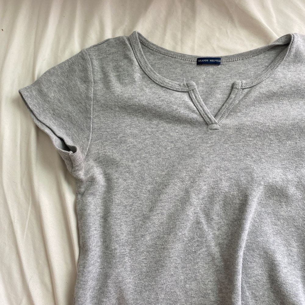 Brandy Melville basic tee